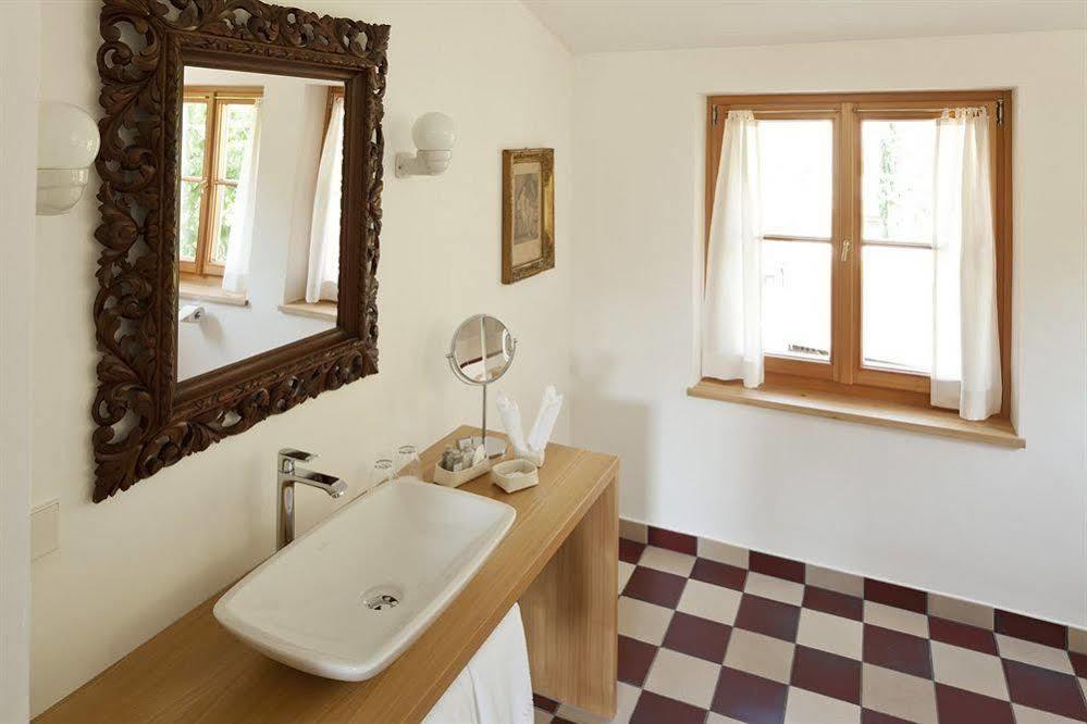 Ottmanngut Suite And Breakfast Merano Exterior foto